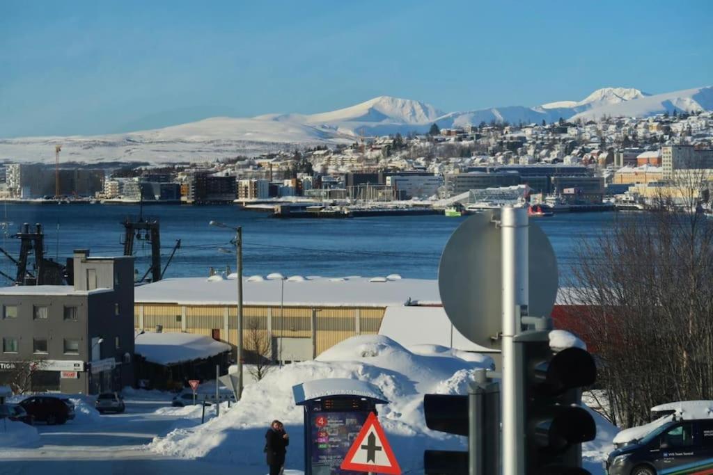 New Magnificent View Apartment Near The Centre Tromso Exterior photo