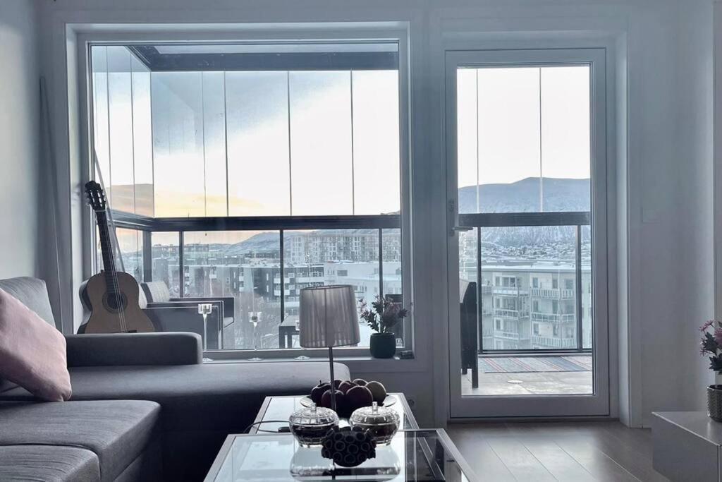 New Magnificent View Apartment Near The Centre Tromso Exterior photo